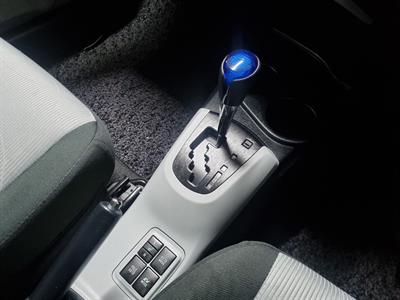 2012 Toyota Aqua - Thumbnail