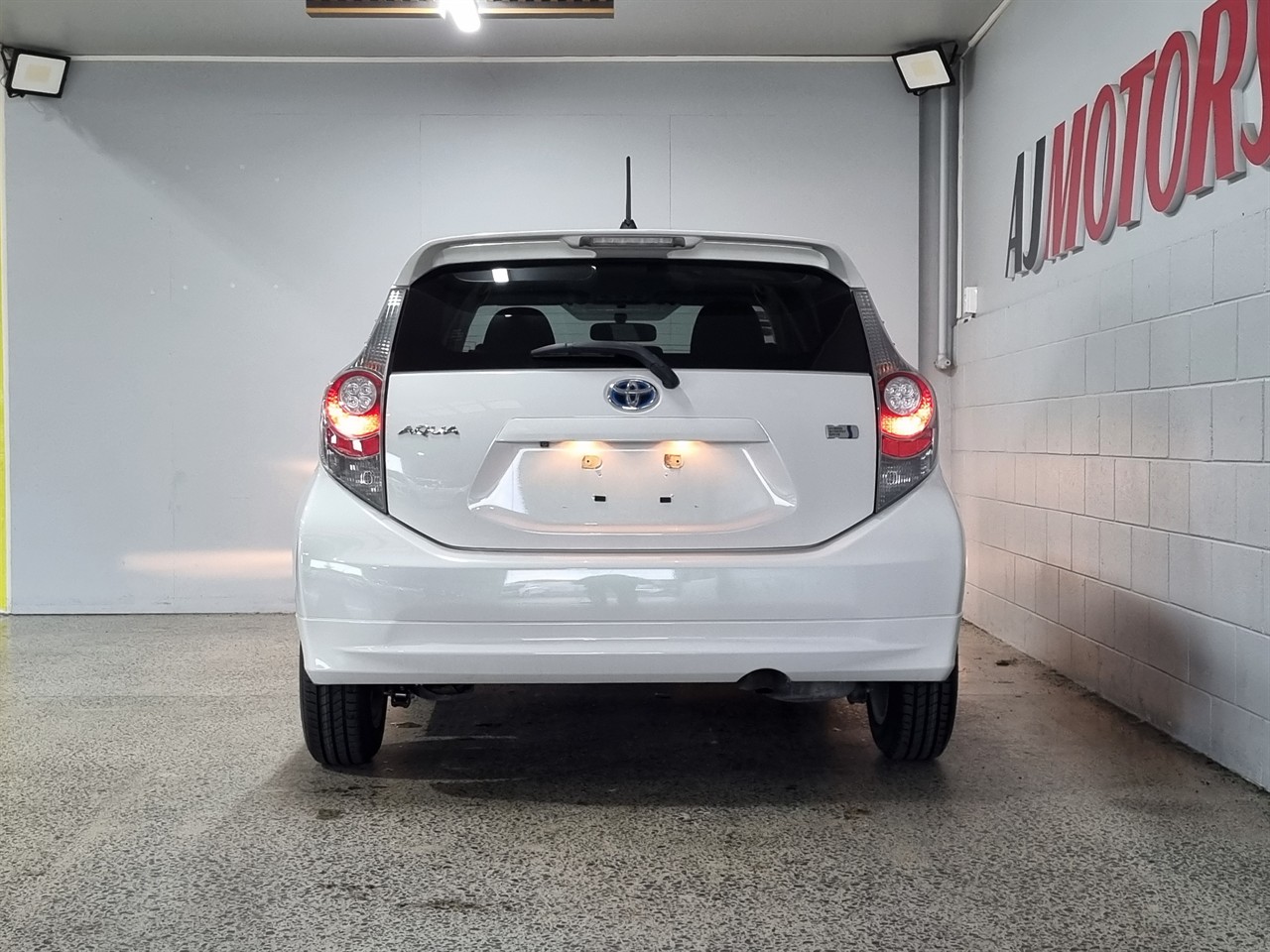 2012 Toyota Aqua