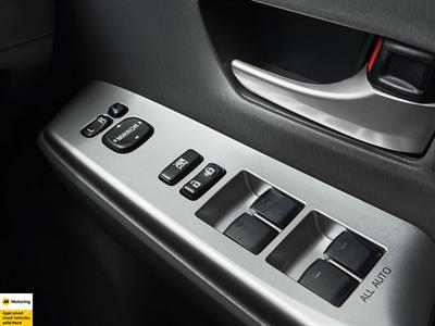 2013 Toyota Prius - Thumbnail