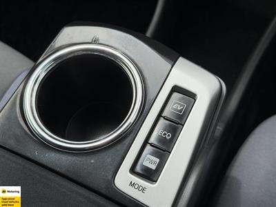 2013 Toyota Prius - Thumbnail