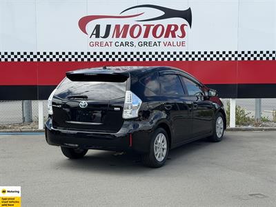 2013 Toyota Prius - Thumbnail