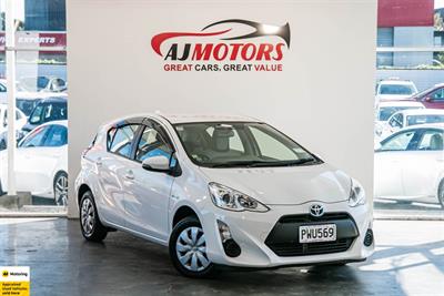 2015 Toyota Aqua - Thumbnail
