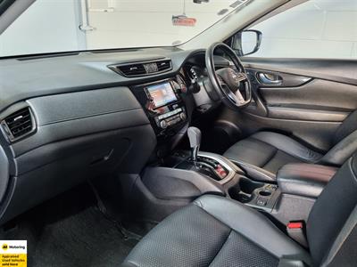 2020 Nissan X-Trail - Thumbnail