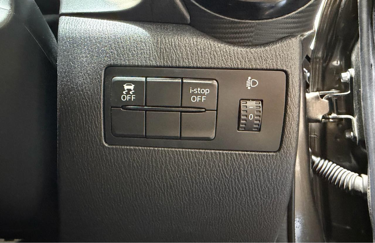 2015 Mazda Demio
