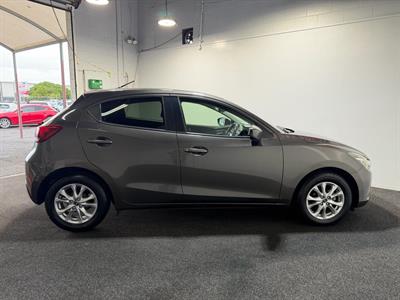 2015 Mazda Demio - Thumbnail