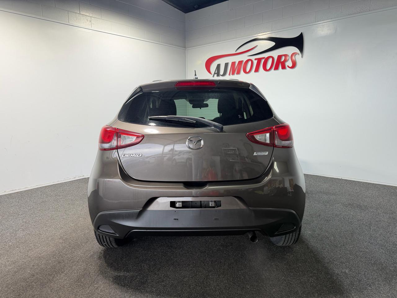 2015 Mazda Demio