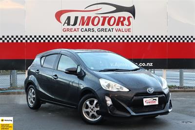 2015 Toyota Aqua - Thumbnail