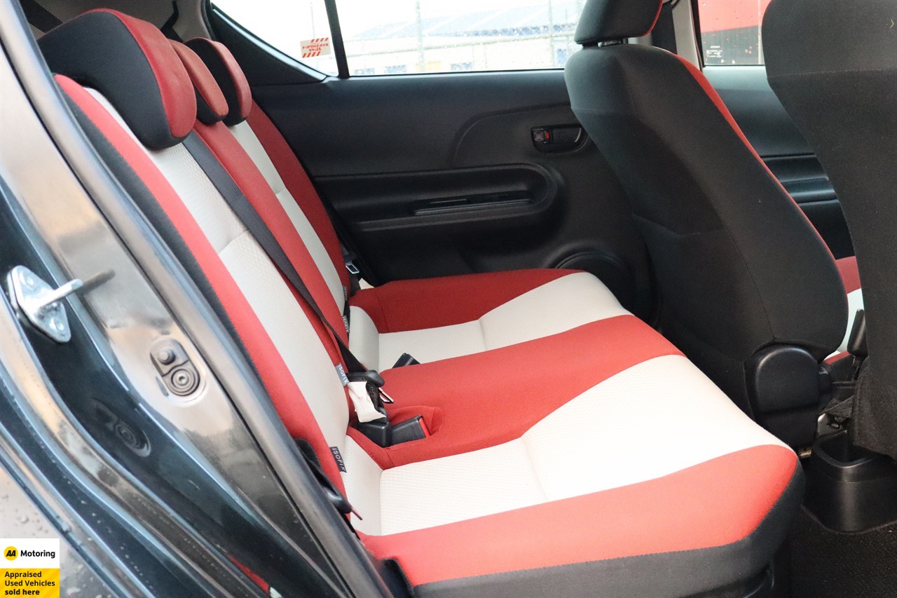 2015 Toyota Aqua