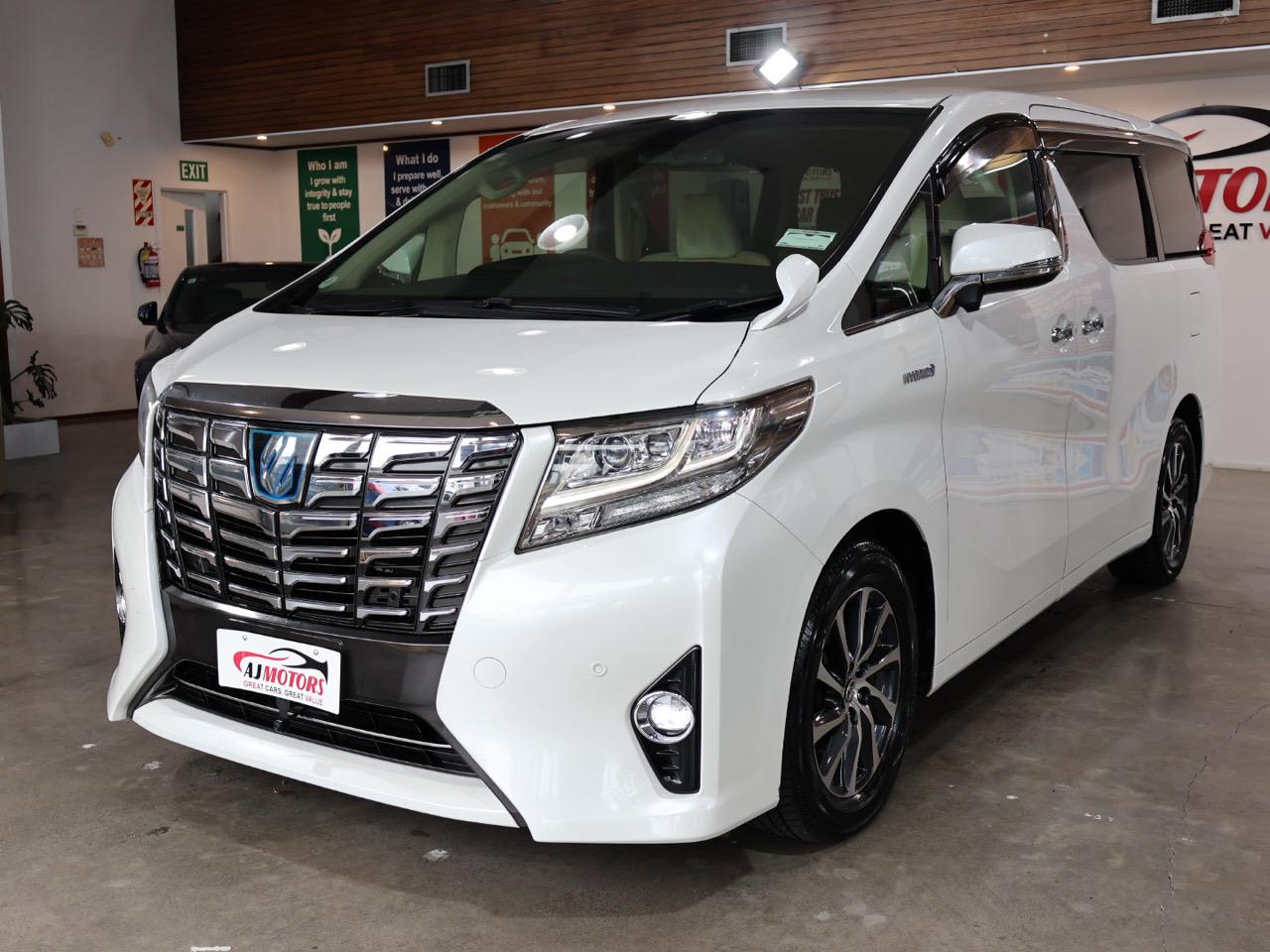 2015 Toyota Alphard