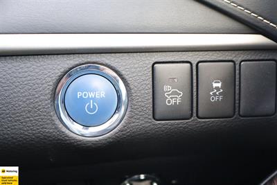 2015 Toyota Harrier - Thumbnail