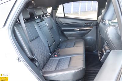 2015 Toyota Harrier - Thumbnail