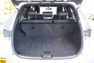 2015 Toyota Harrier - Thumbnail