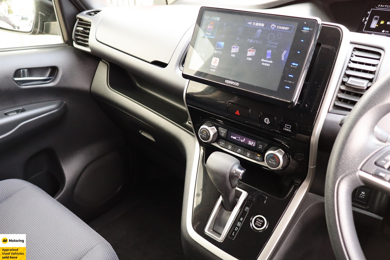 2016 Nissan Serena