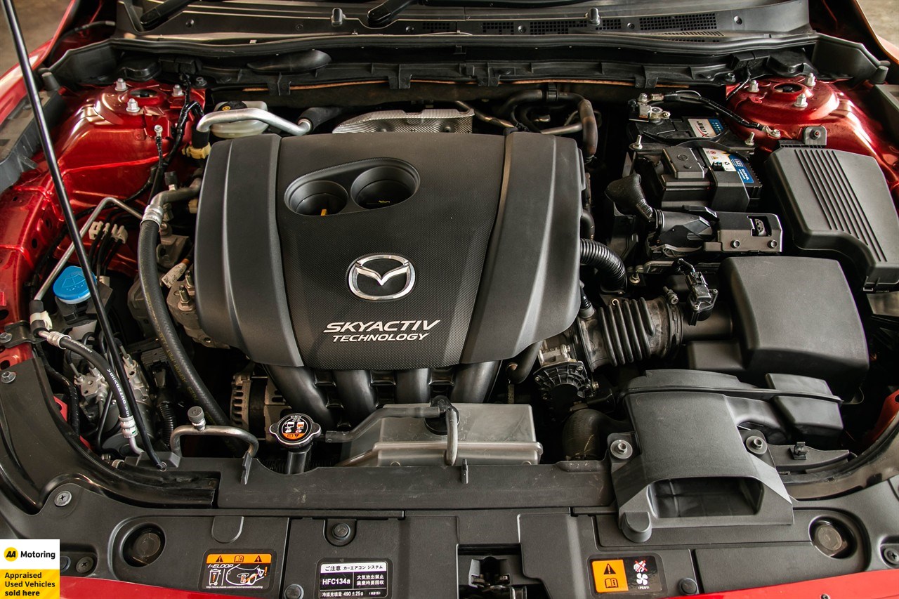2015 Mazda Atenza