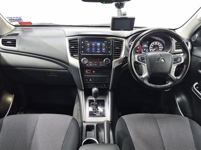 2022 Mitsubishi Triton - Thumbnail