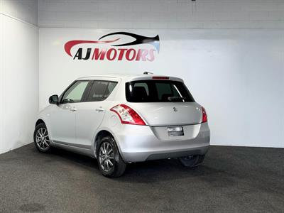 2016 Suzuki Swift - Thumbnail