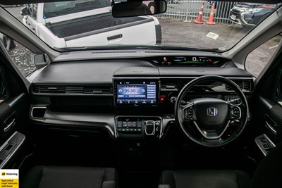 2018 Honda STEPWAGON - Thumbnail