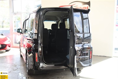 2018 Honda STEPWAGON - Thumbnail