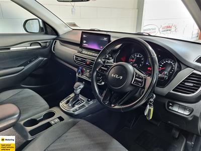 2022 Kia Seltos - Thumbnail