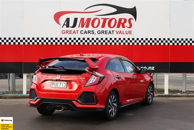 2018 Honda Civic - Thumbnail