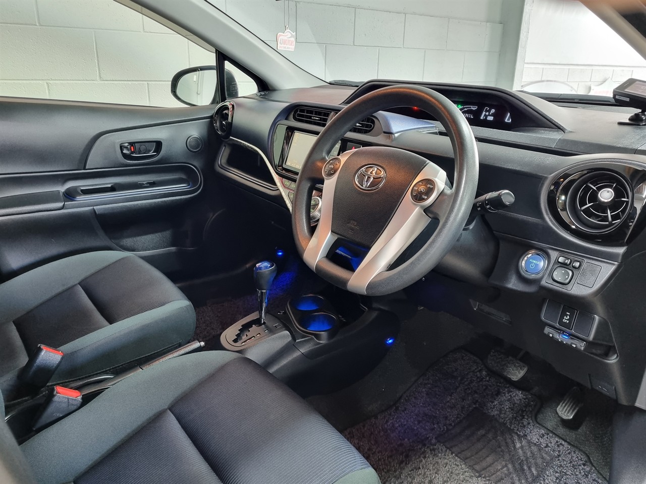 2015 Toyota Aqua