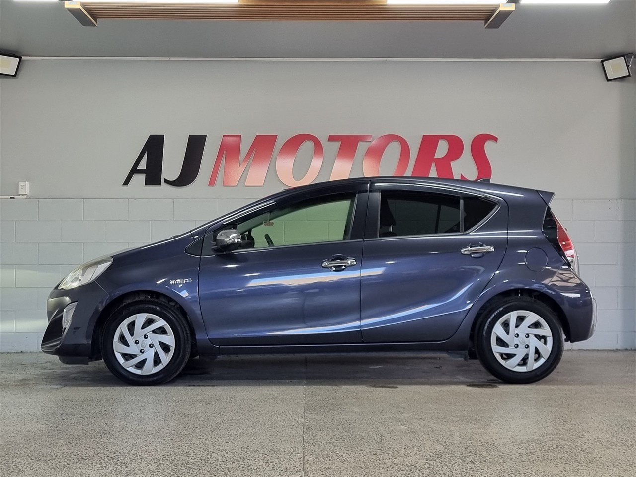 2015 Toyota Aqua