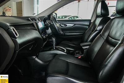 2014 Nissan X-Trail - Thumbnail