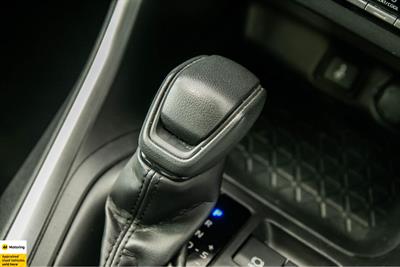 2021 Toyota RAV4 - Thumbnail