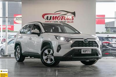 2021 Toyota RAV4 - Thumbnail