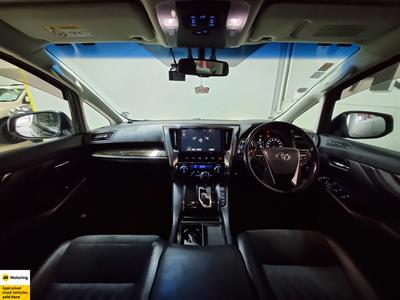 2017 Toyota Vellfire - Thumbnail