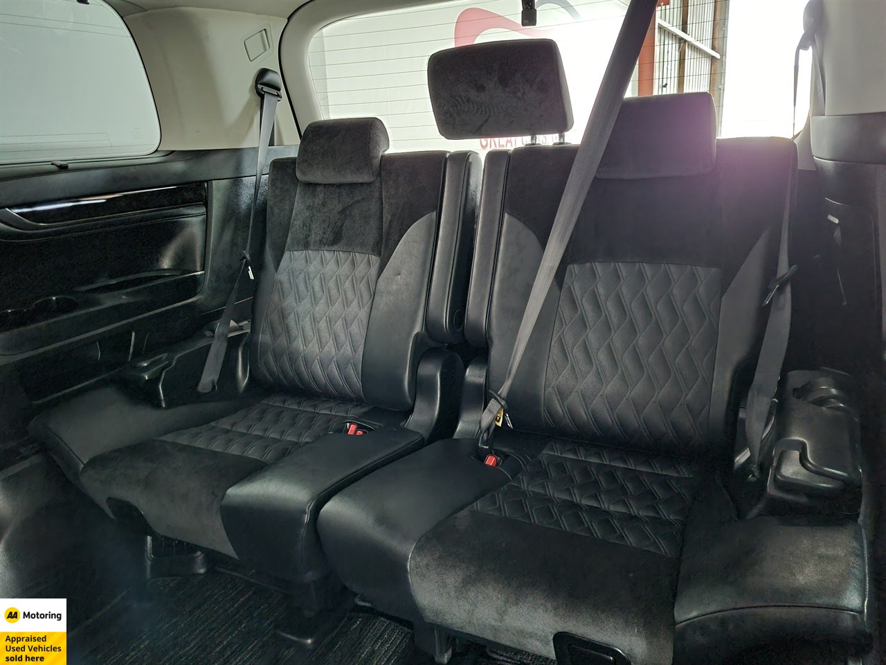 2017 Toyota Vellfire