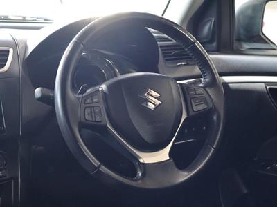 2014 Suzuki Swift - Thumbnail