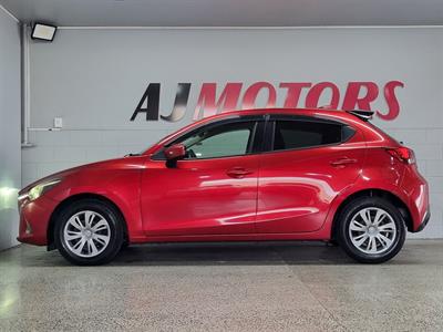 2015 Mazda Demio - Thumbnail