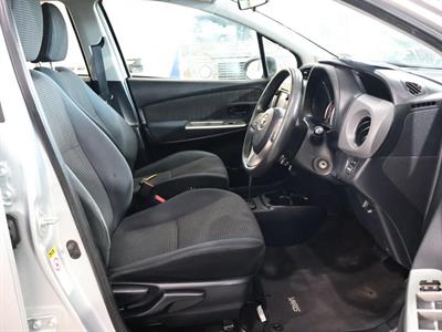 2015 Toyota Yaris - Thumbnail