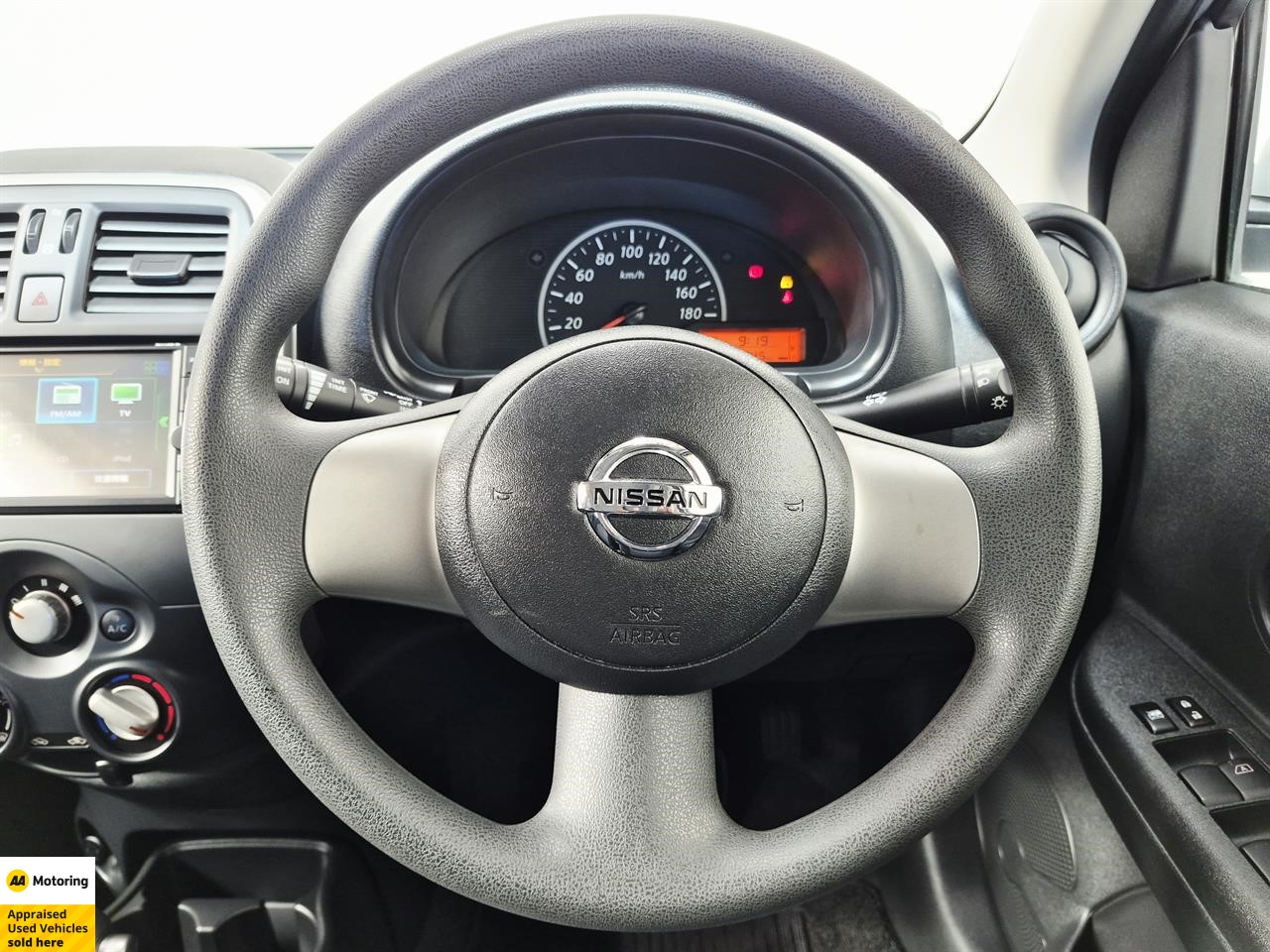 2017 Nissan March