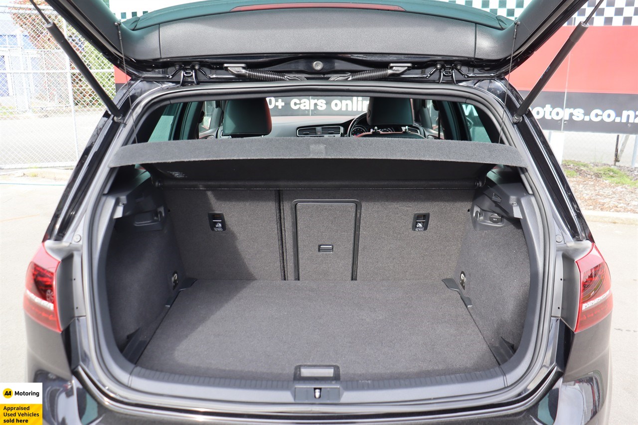 2014 Volkswagen Golf R