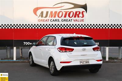 2022 Hyundai i30 - Thumbnail