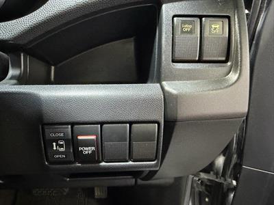 2013 Mazda Premacy - Thumbnail