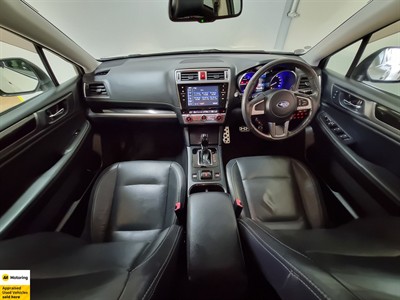 2016 Subaru Outback - Thumbnail