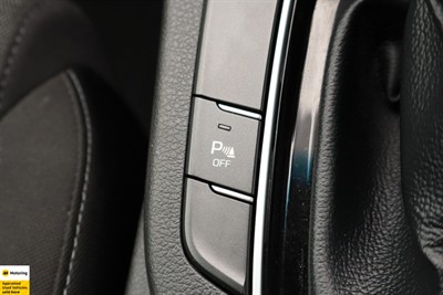 2022 Hyundai i30 - Thumbnail