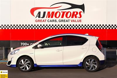 2015 Toyota Aqua - Thumbnail