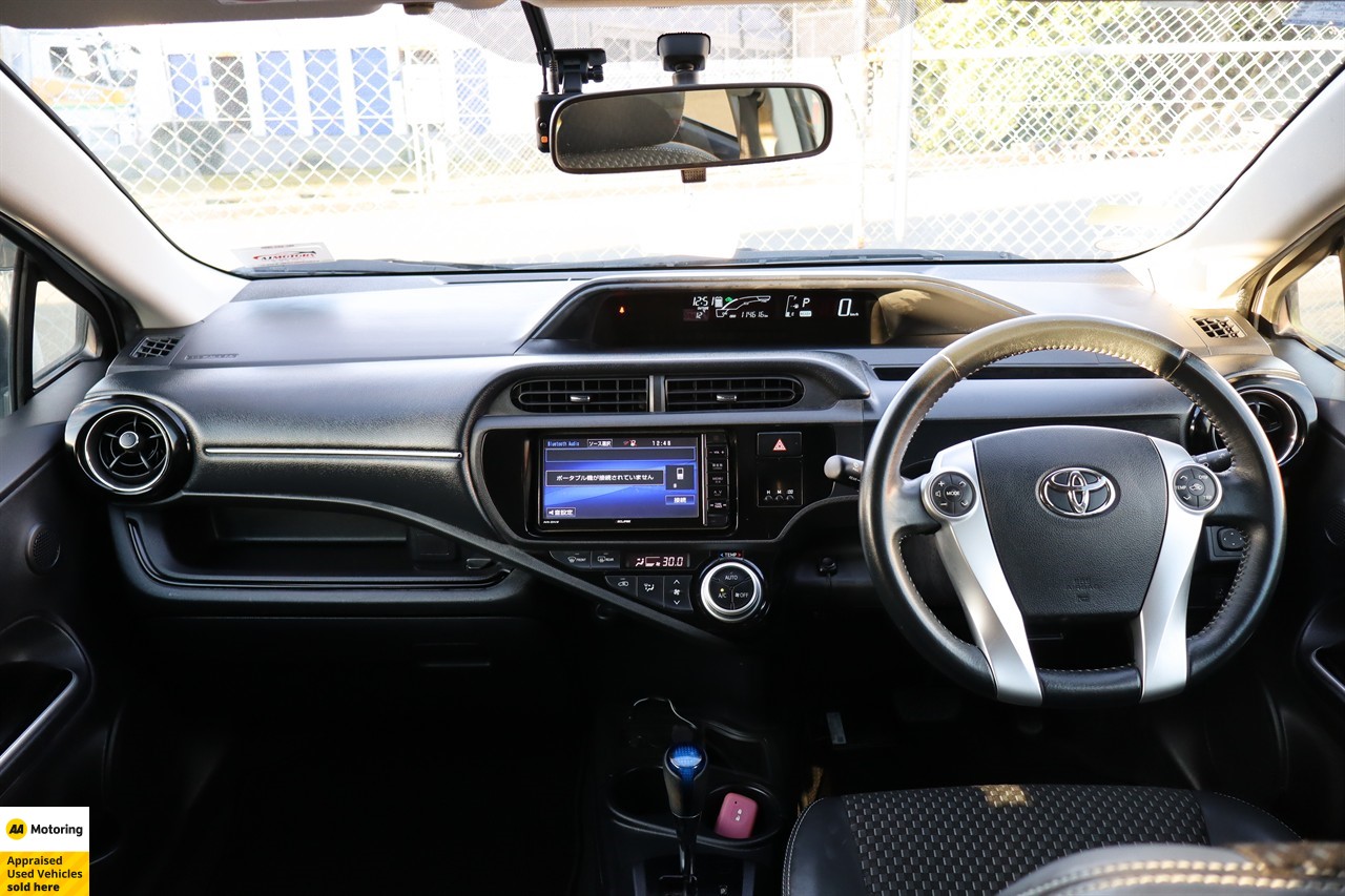 2015 Toyota Aqua