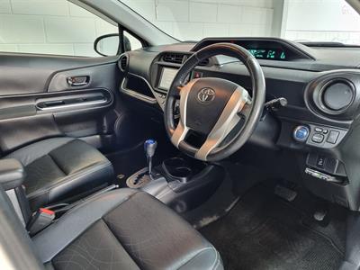 2013 Toyota Aqua - Thumbnail