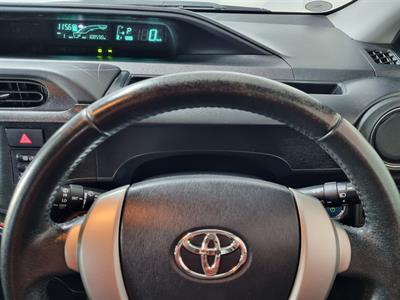 2013 Toyota Aqua - Thumbnail