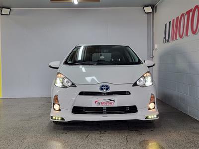 2013 Toyota Aqua - Thumbnail