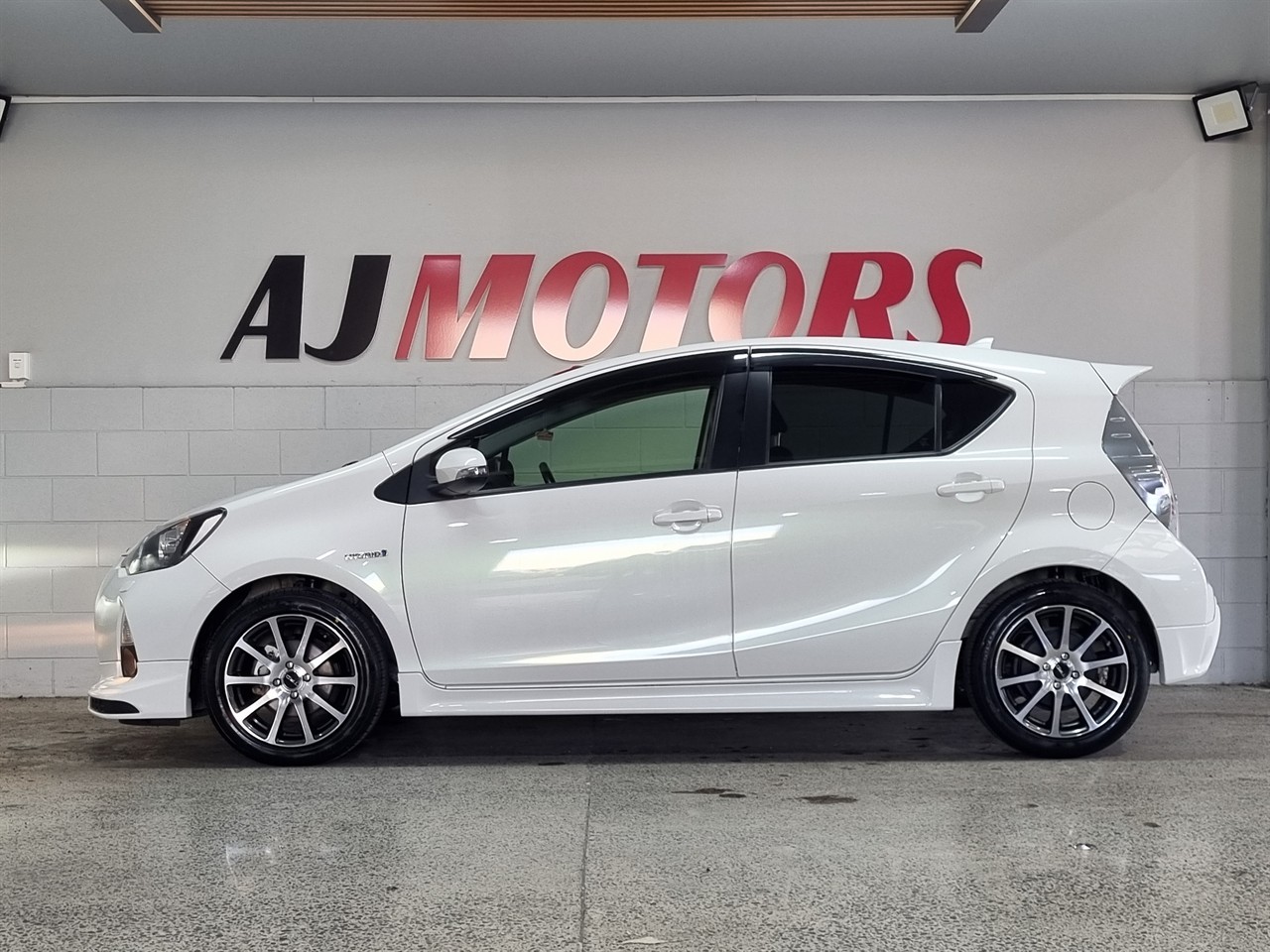 2013 Toyota Aqua