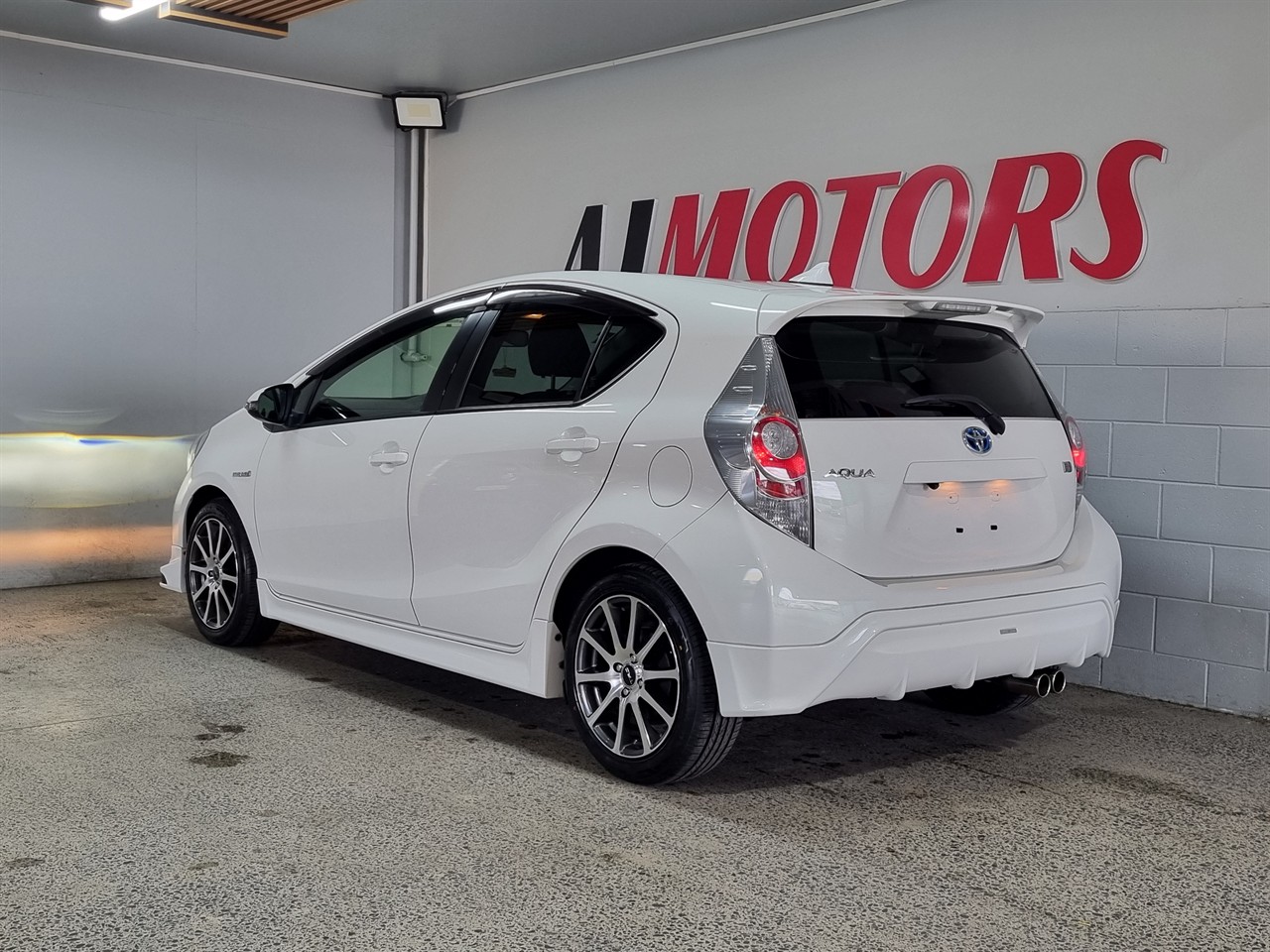 2013 Toyota Aqua