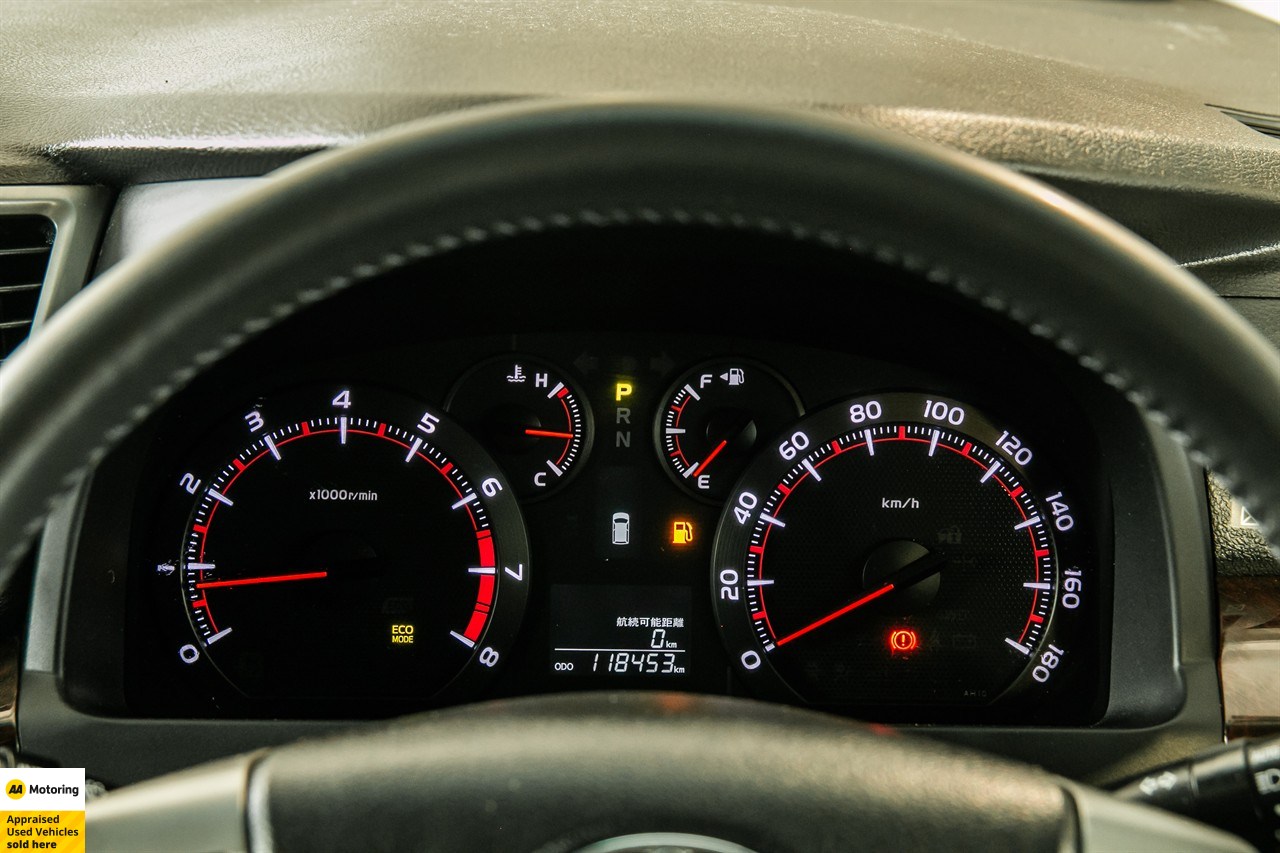 2013 Toyota Vellfire