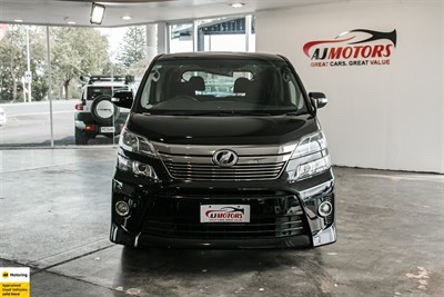 2013 Toyota Vellfire - Thumbnail
