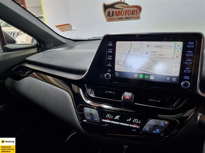 2019 Toyota C-HR - Thumbnail